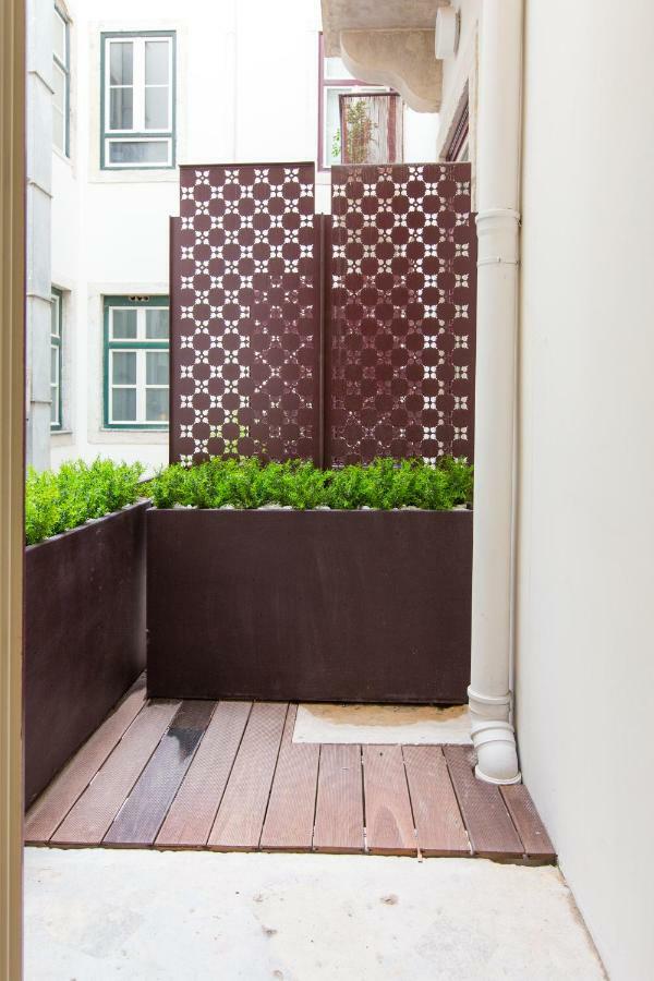 Bacalhoeiros 99 - Beautiful And Bright Apartment @ Baixa, Chiado Lisbona Esterno foto