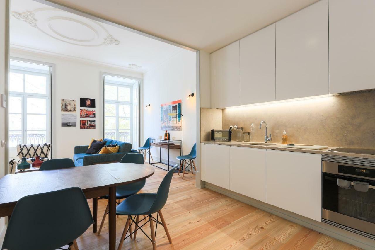 Bacalhoeiros 99 - Beautiful And Bright Apartment @ Baixa, Chiado Lisbona Esterno foto