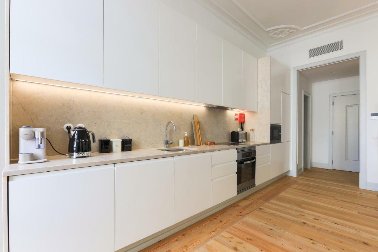 Bacalhoeiros 99 - Beautiful And Bright Apartment @ Baixa, Chiado Lisbona Esterno foto
